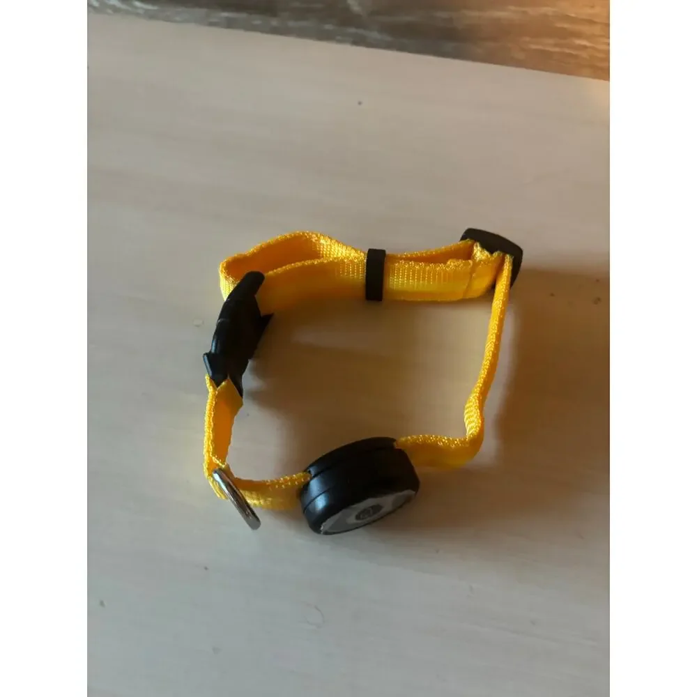 Elive Yellow LED Dog Collar 3/4" width Adjustable M 15" - 20" - Picture 5 of 6